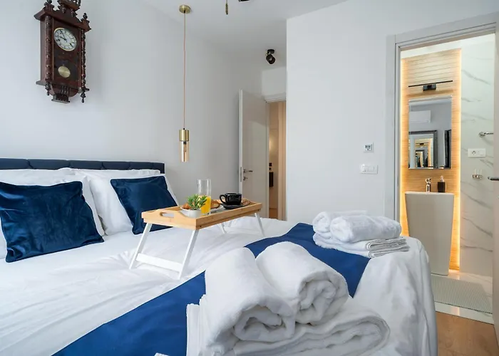 Ctrl Alt Retreat Split Lejlighed *