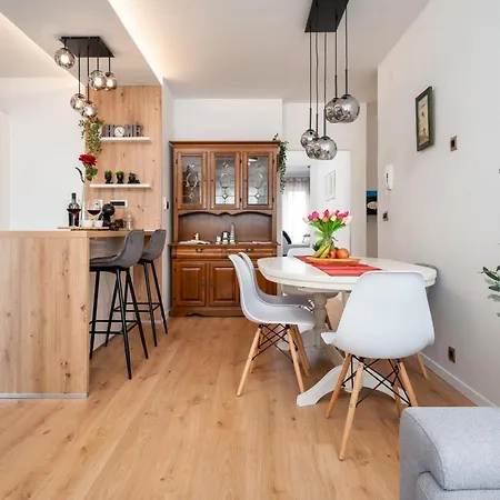 Ctrl Alt Retreat - 4 Star Apartment&parking