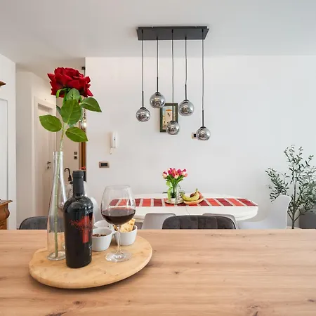 Apartment Ctrl Alt Retreat - 4 Star And Parking Split