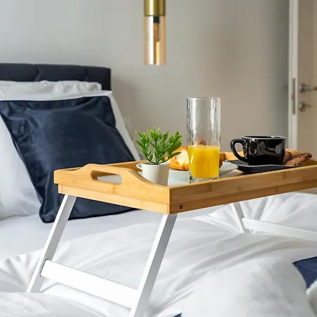 Ctrl Alt Retreat - 4 Star Apartment&parking *