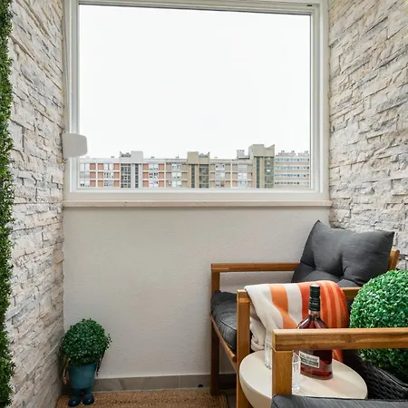 Ctrl Alt Retreat - 4 Star And Parking Apartment *